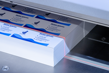 Load image into Gallery viewer, Formax Hydraulic Guillotine Cutter Cut-True 31H